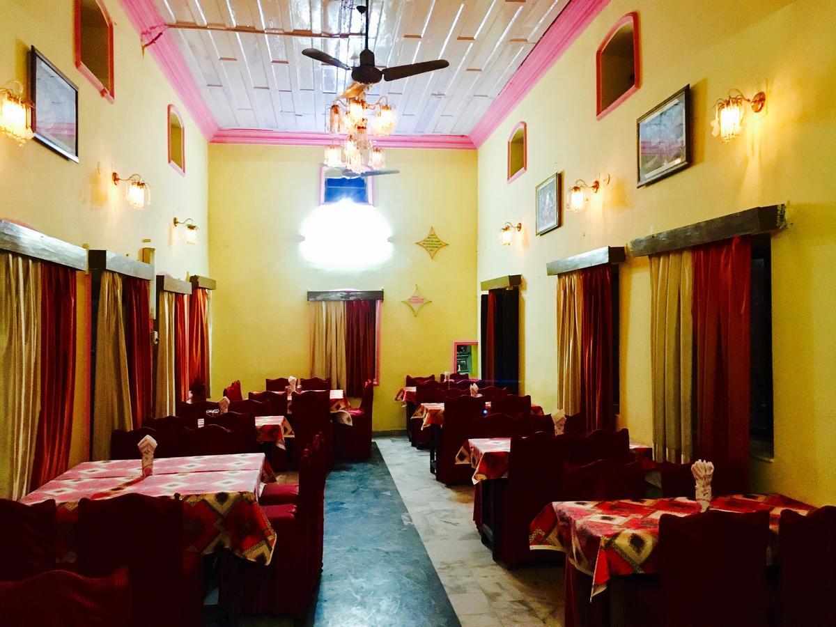 Hotel Heritage Sanyam Nāhan Exterior foto